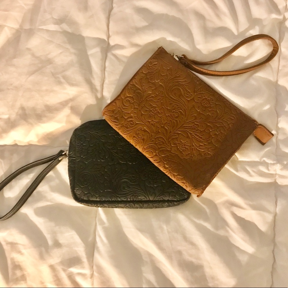 Genuine leather wristlet with western detail